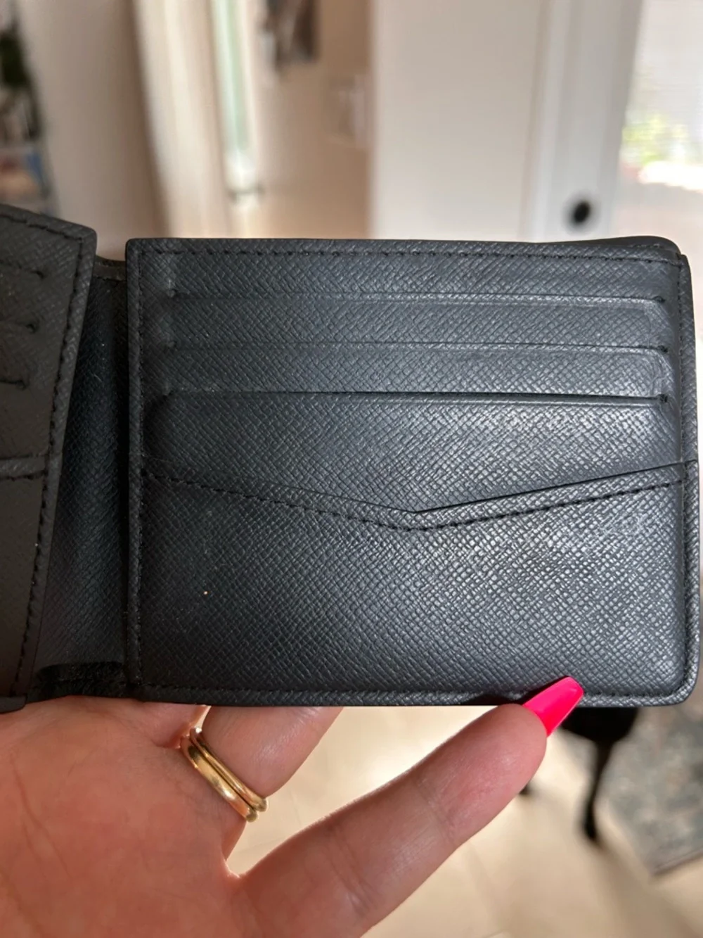 Louis Vuitton Damier Graphite Bi-Fold Card Holder in Black/Grey - Picture 4 of 8